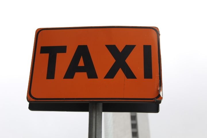 Panneau de stationnement pour taxis photo gratuite
