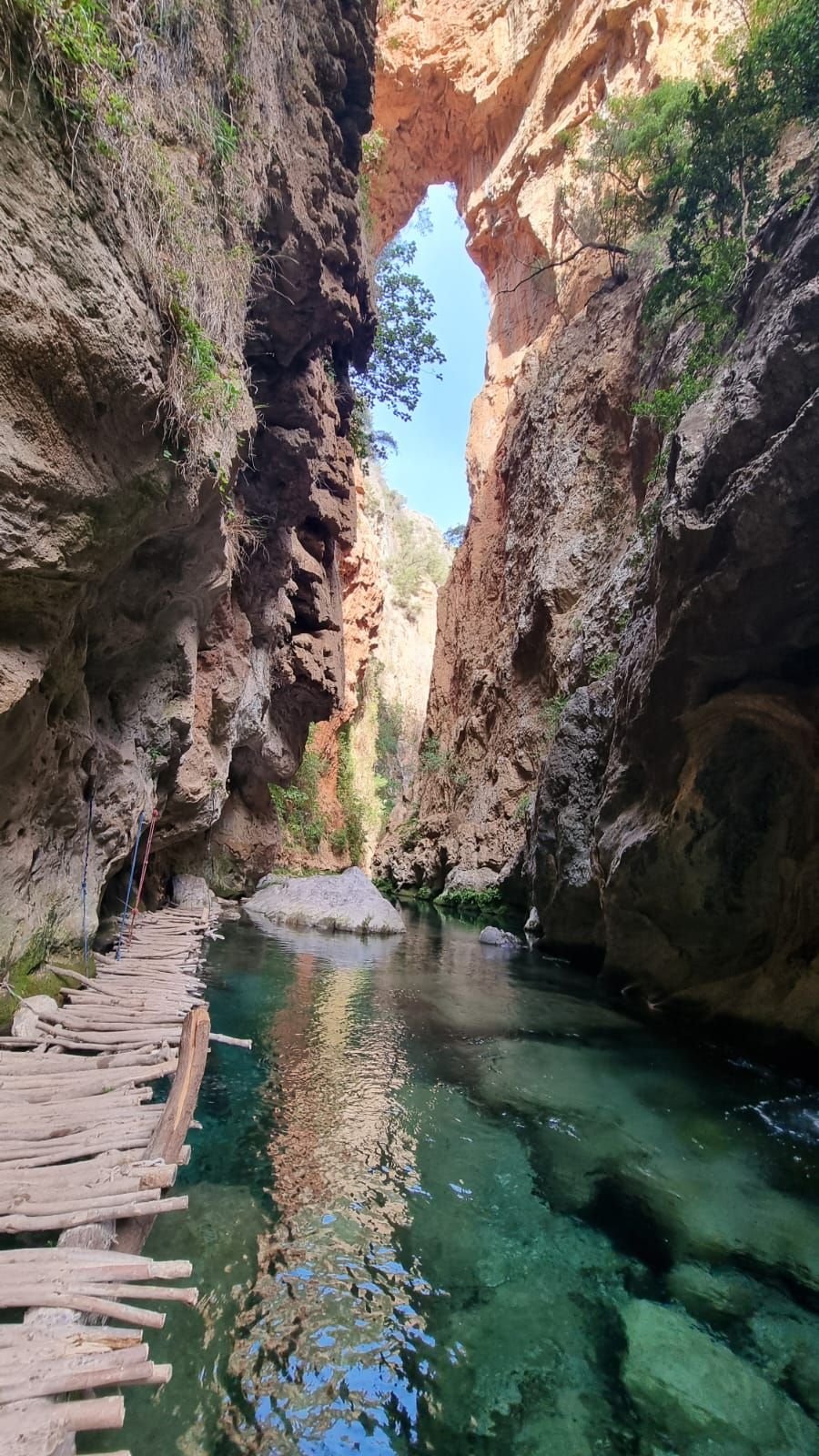 Cascade Akchour Le Pont de Dieu au Maroc