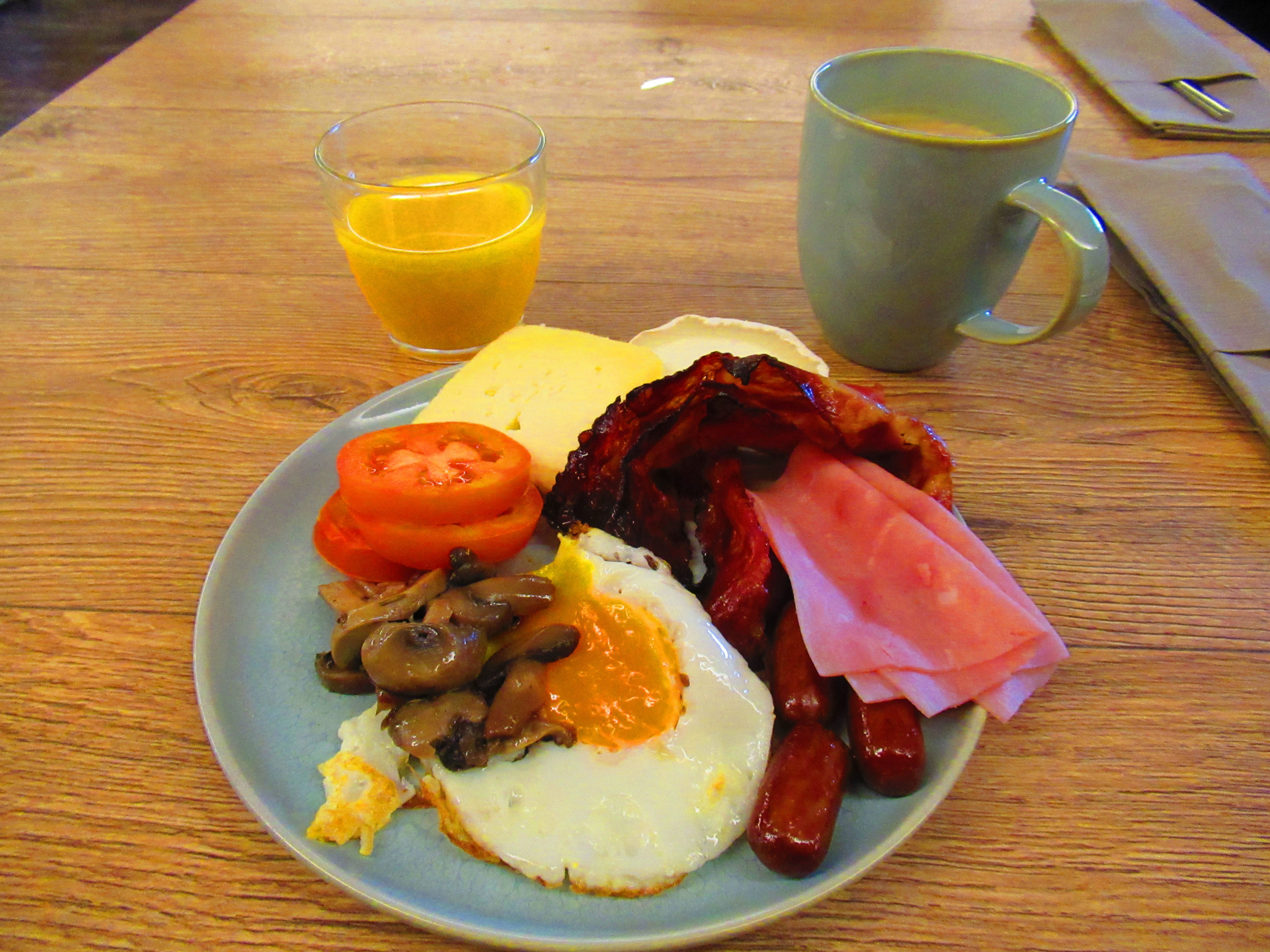 Petit déjeuner complet