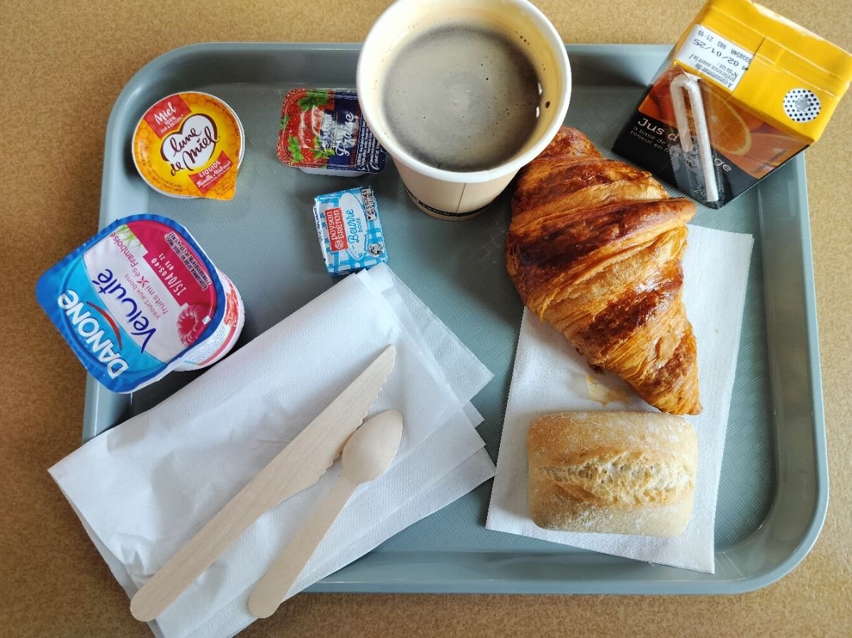 Plateau de petit déjeuner