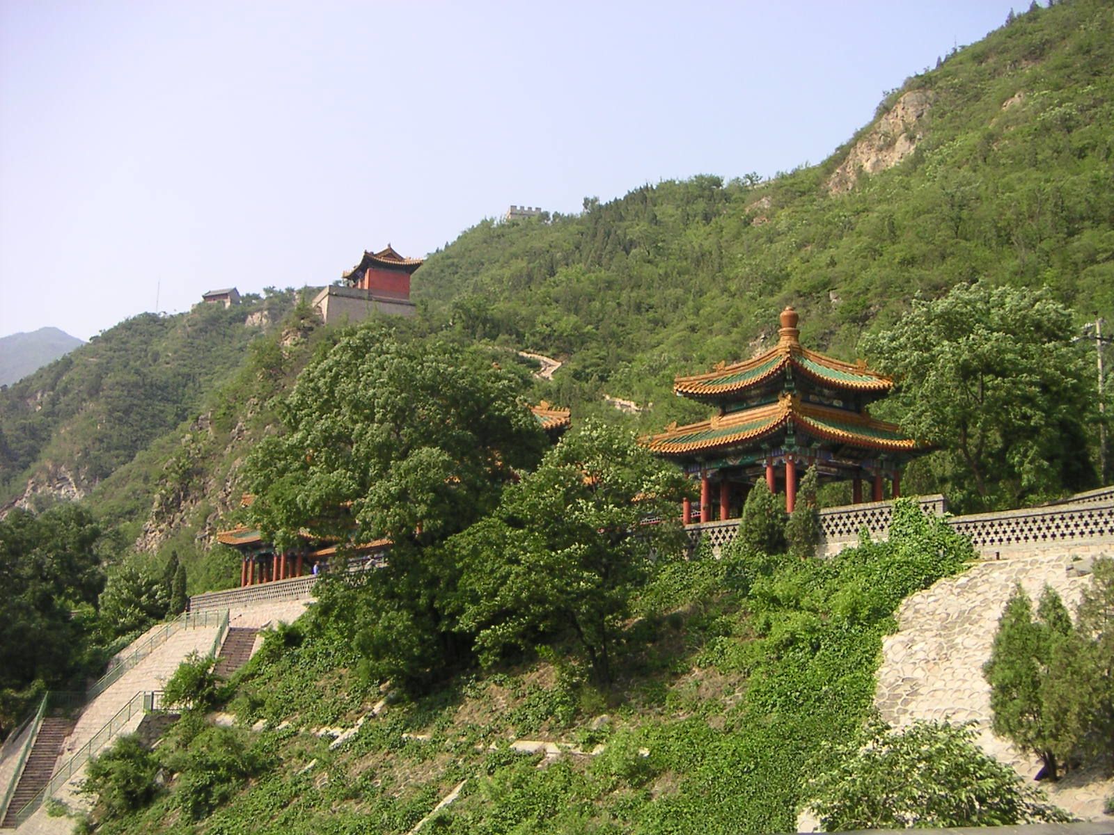 La tour de l'encens Bouddhiste dans le Palais d'Eté de Pékin en Chine, Asie photo gratuite, pavillon asiatique à la montagne photo gratuite