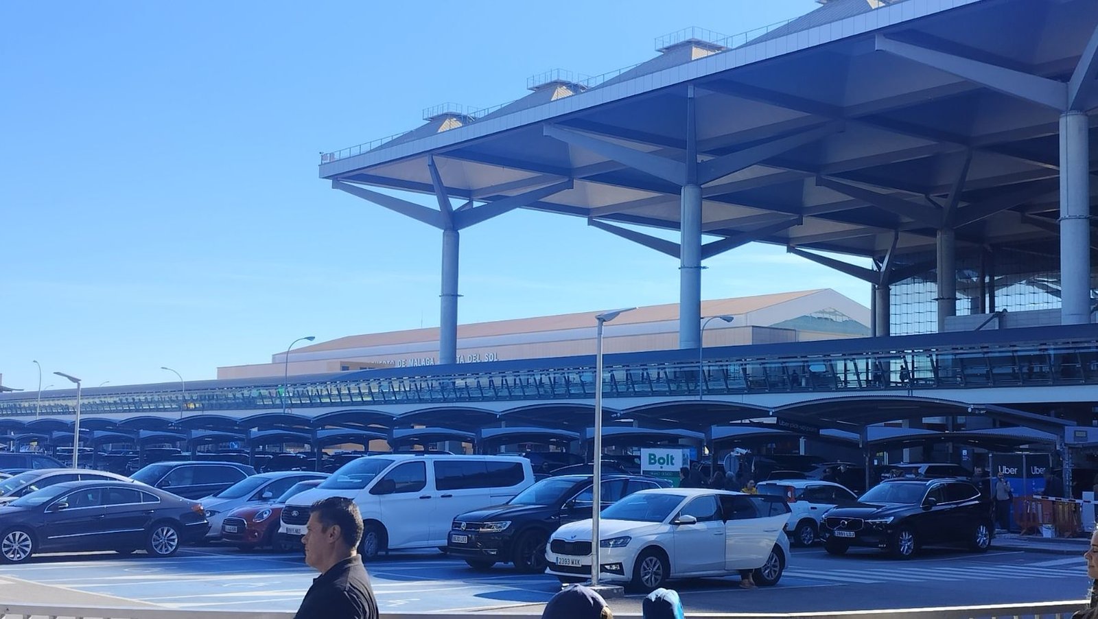 Le parking de l'aéroport de Malaga, photo gratuite