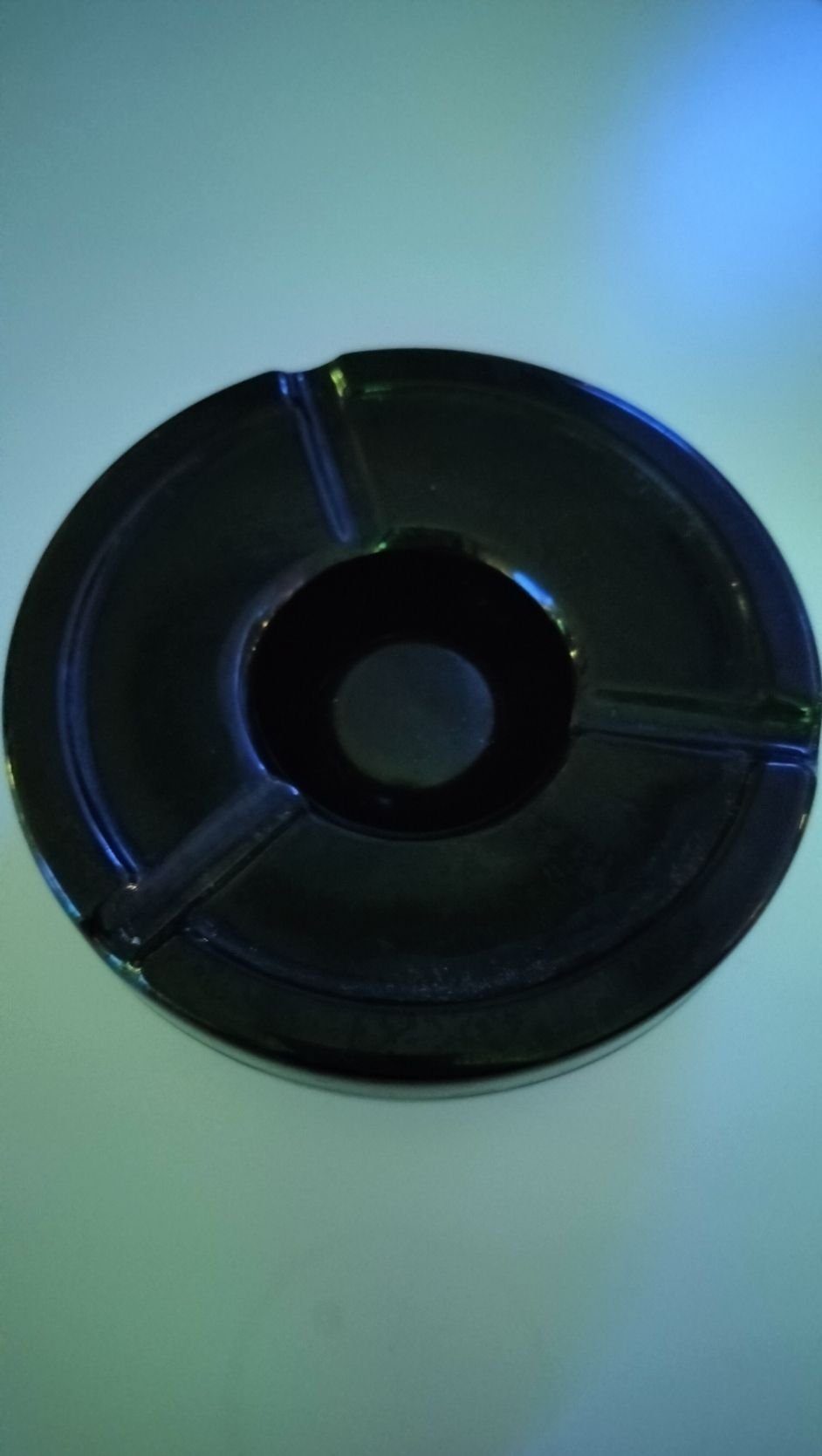 Cendrier vintage de couleur noire