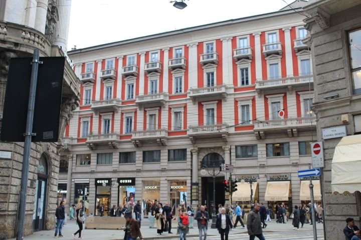 La Casa Cipriani Milano, un hôtel de luxe cinq étoiles situé au cœur de Milan, en Italie, photo gratuite