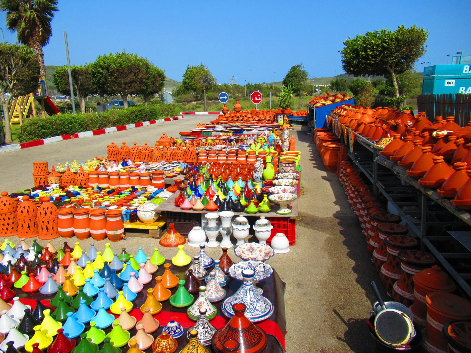 Tajine poterie marocaine - Tajine aus marokkanischer Keramik