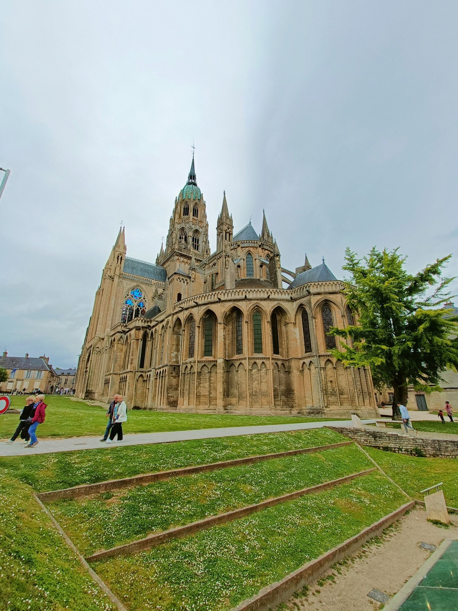 Bayeux Cathedral, free photo