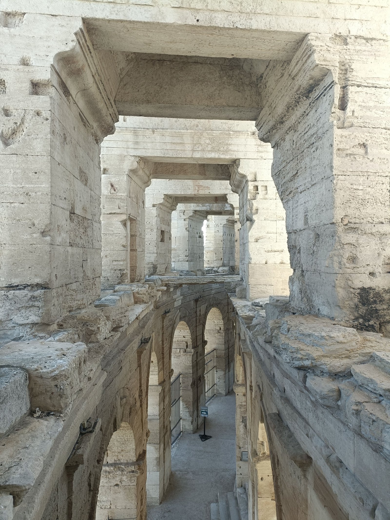 L'amphithéâtre romain d'Arles, photo gratuite