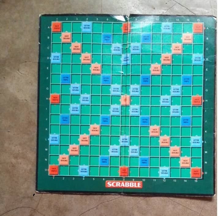 Free Scrabble game board photo