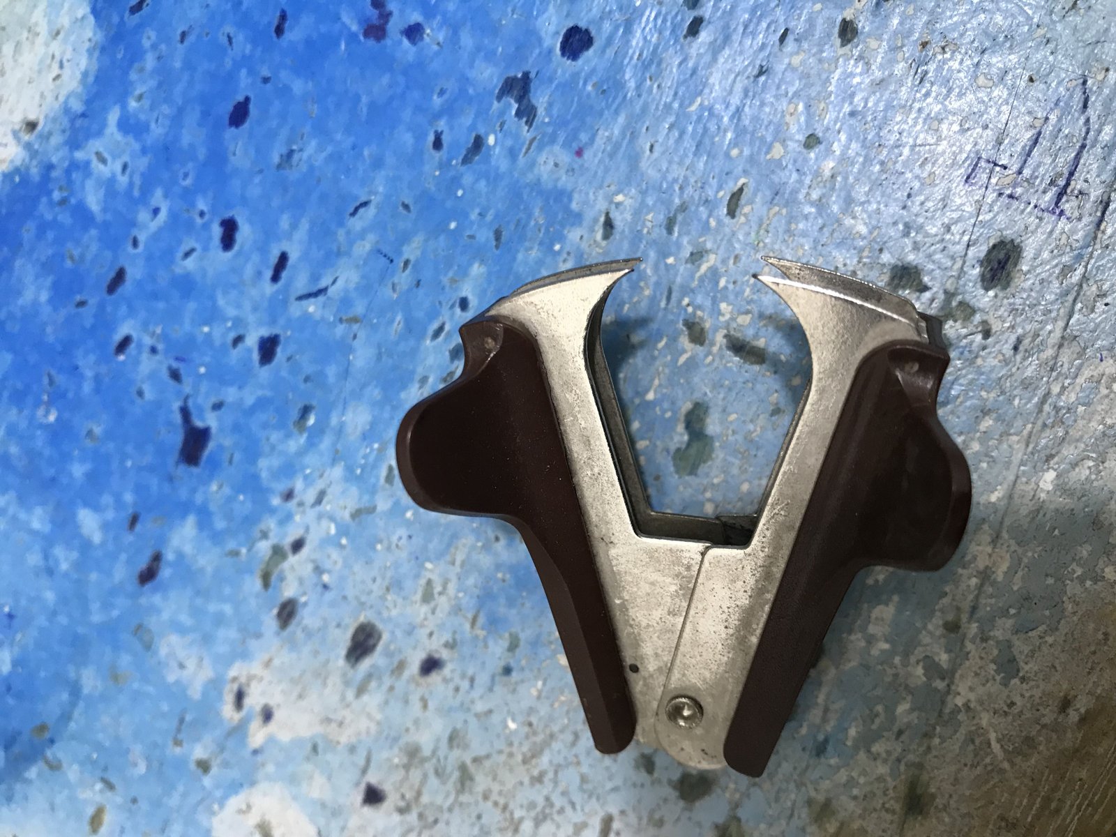 Une désagrafeuse ou ôte agrafe photo gratuite