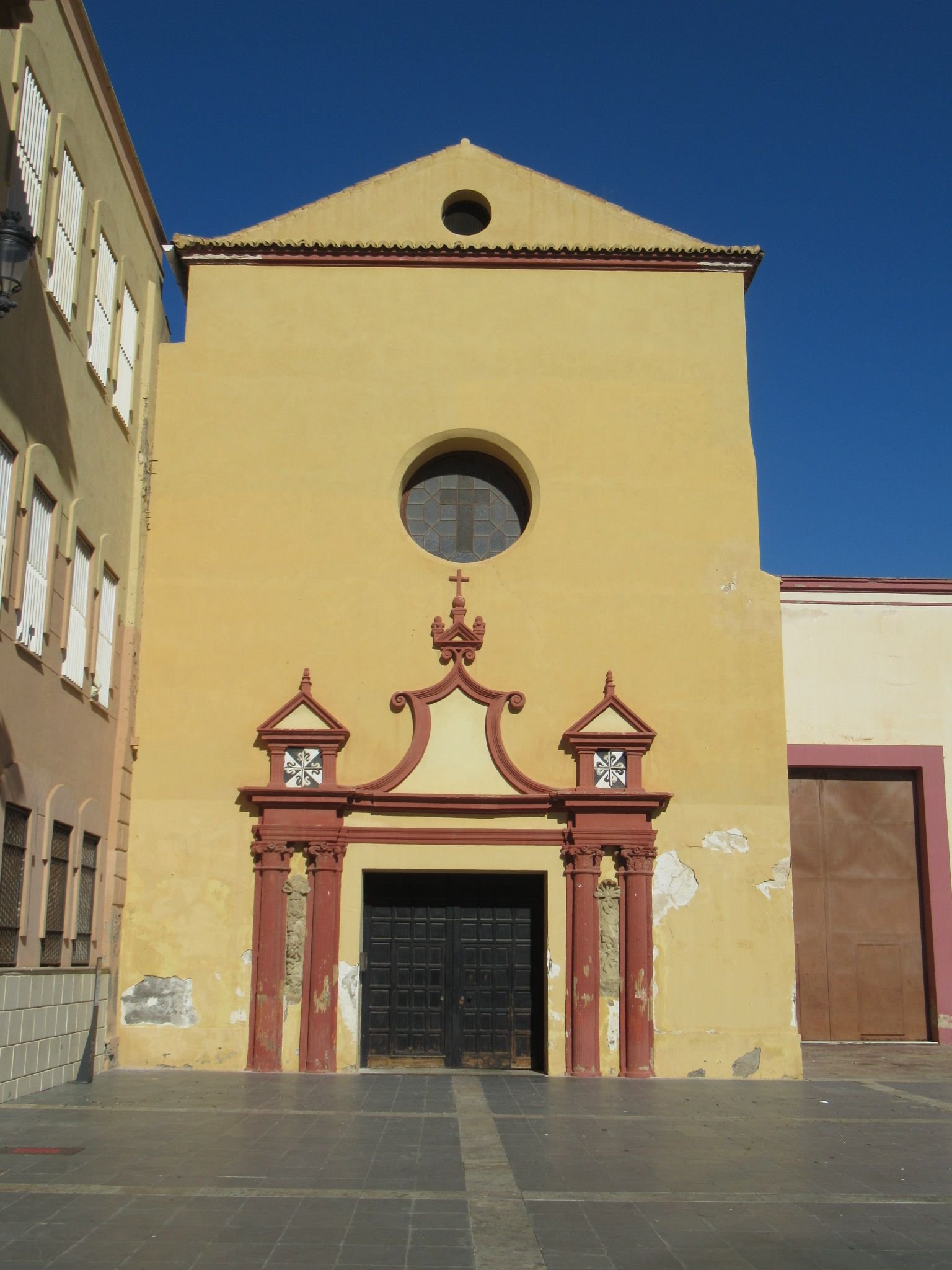 L'église de Santo Domingo de Guzmán à Malaga en Espagne, photo gratuite