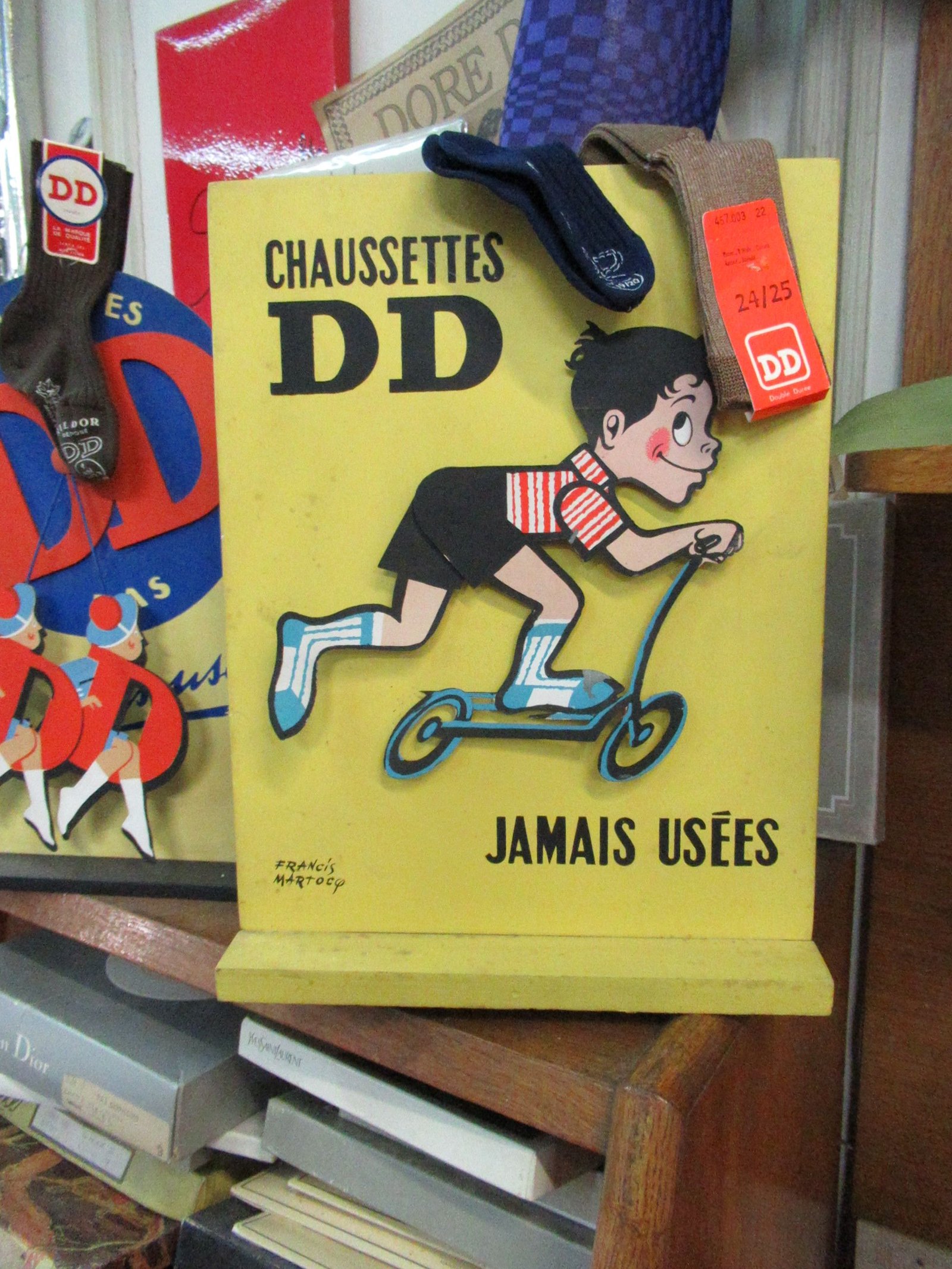 Ancienne publicité : chaussettes pour enfants de marque DD