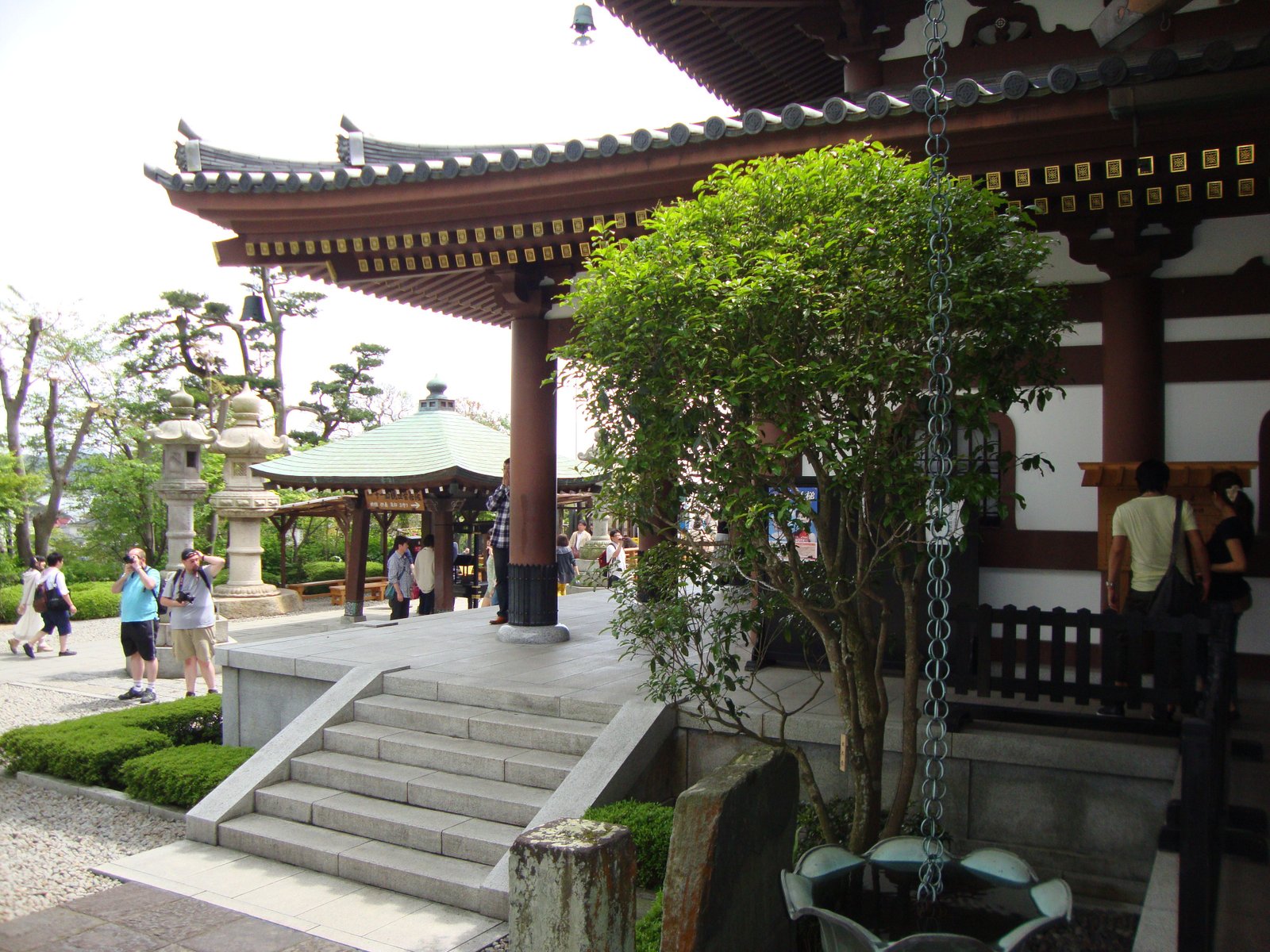 Visite au temple bouddhisme Hasedera au Japon, Asie, Photo gratuite