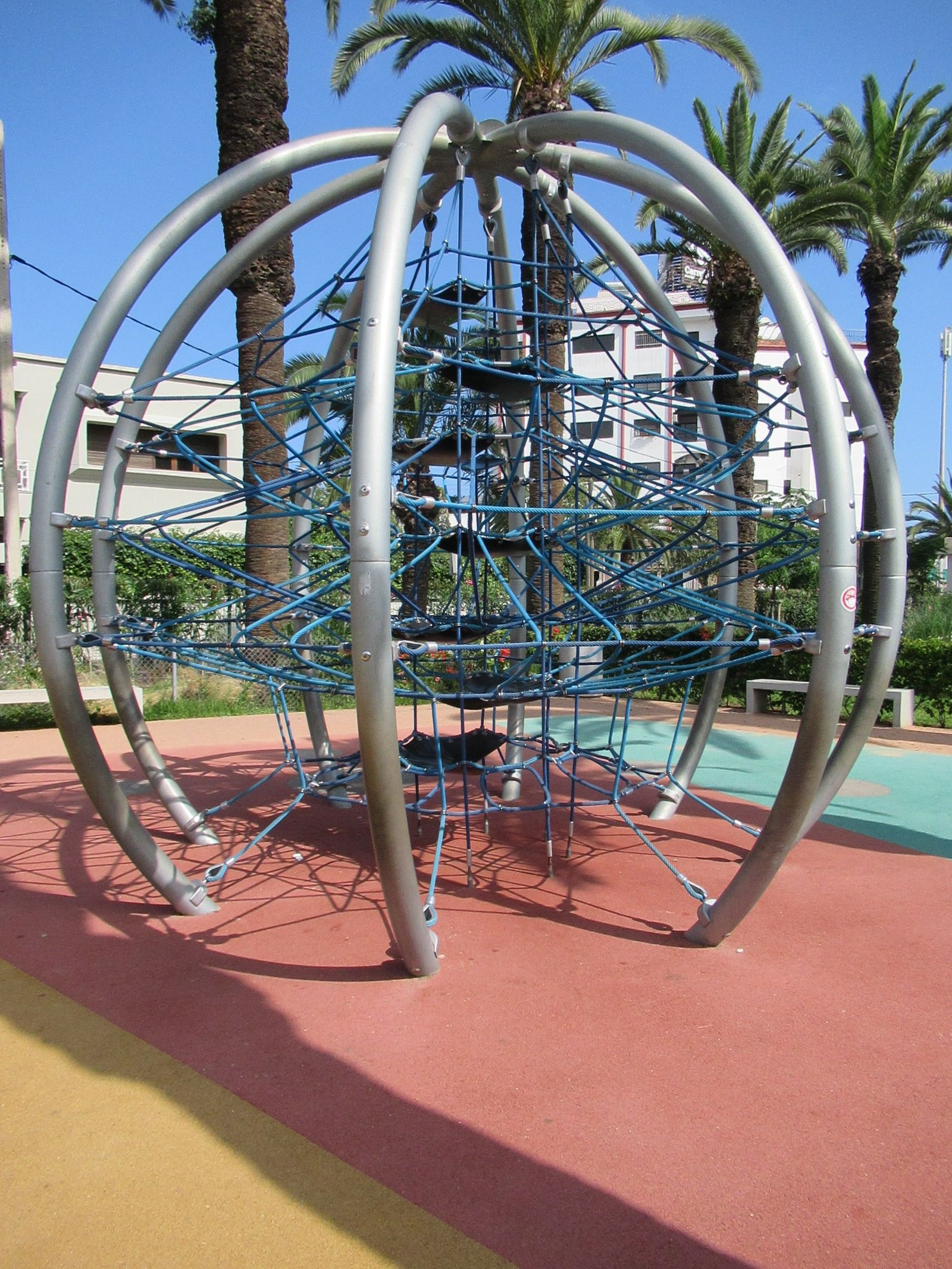 Structure d'escalade pour enfants