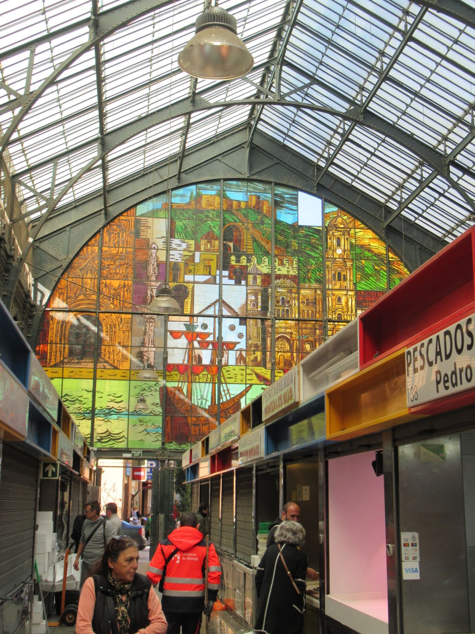 L'intérieur du Mercado de Atarazanas, un marché central historique situé à Málaga, en Espagne, photo gratuite
