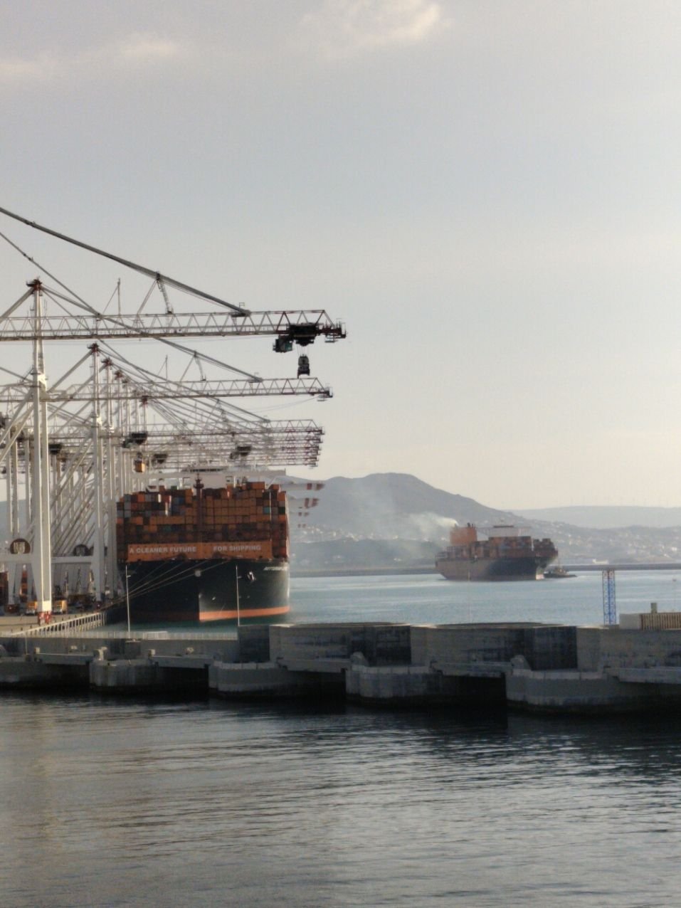 Le port de Tanger Med au Maroc, transport maritime, photo gratuite