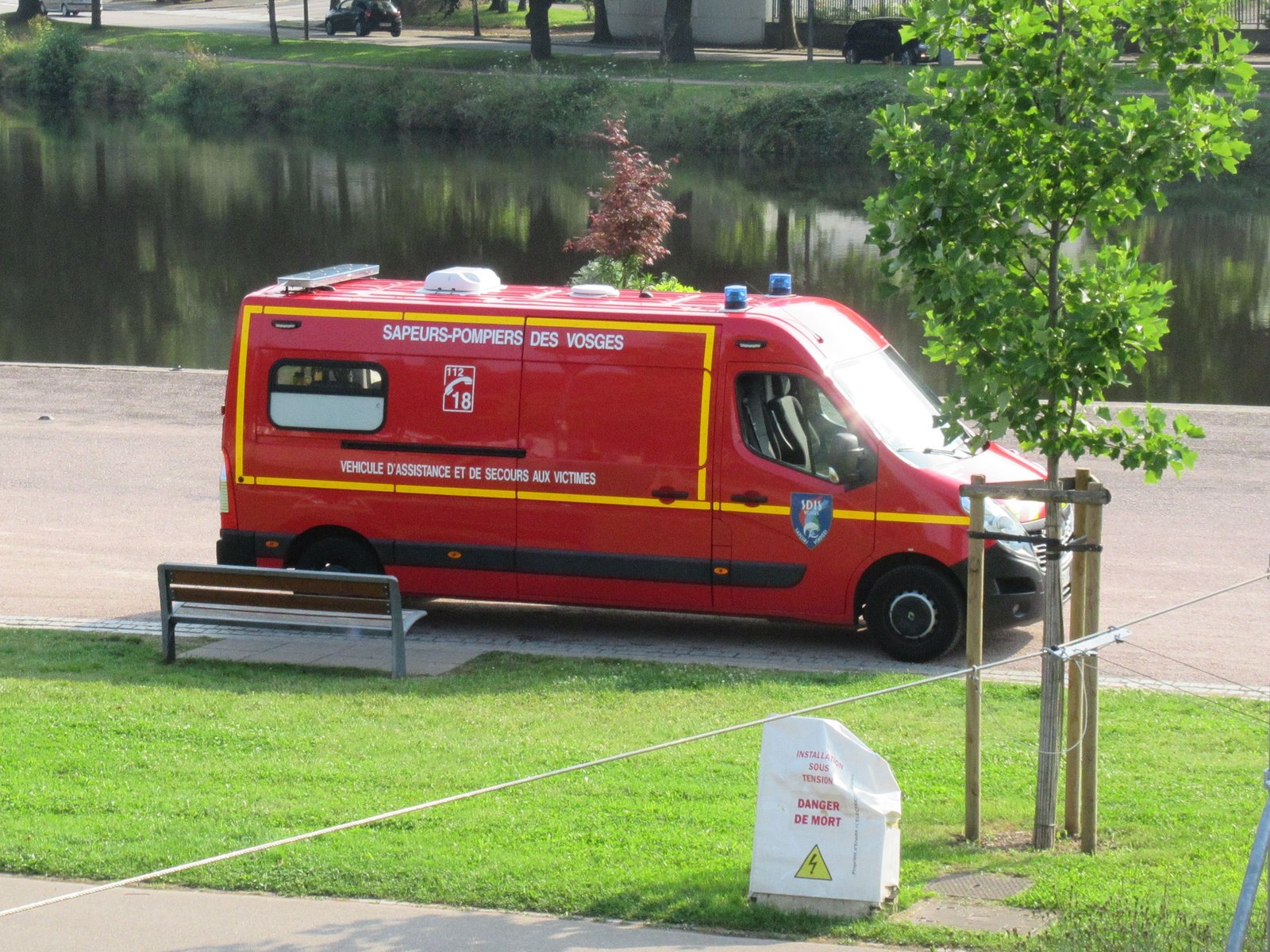Assistance and rescue vehicle for victims of the Vosges firefighters