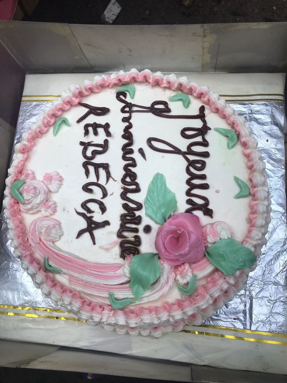 Gâteau d'anniversaire de Rebecca photo gratuite