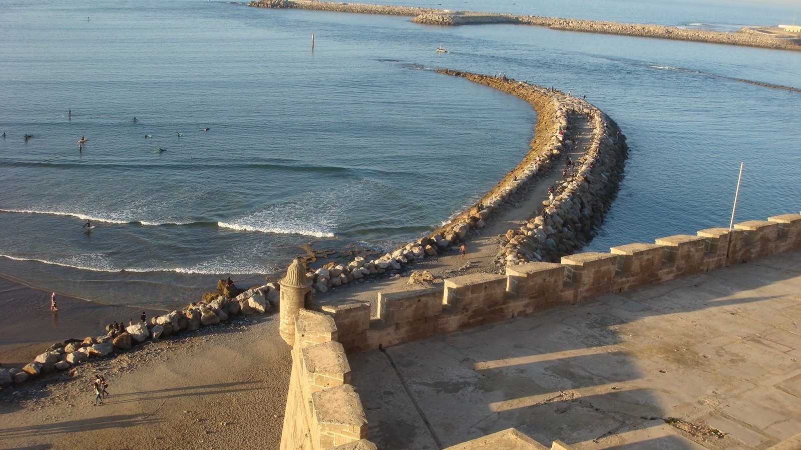 Vue depuis les remparts de la Kasbah des Oudayas photo gratuite