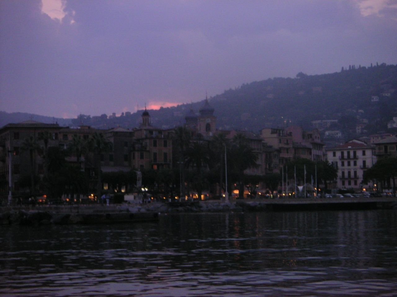 Rapallo, une ville côtière située en Ligurie, dans le nord-ouest de l'Italie, photo gratuite