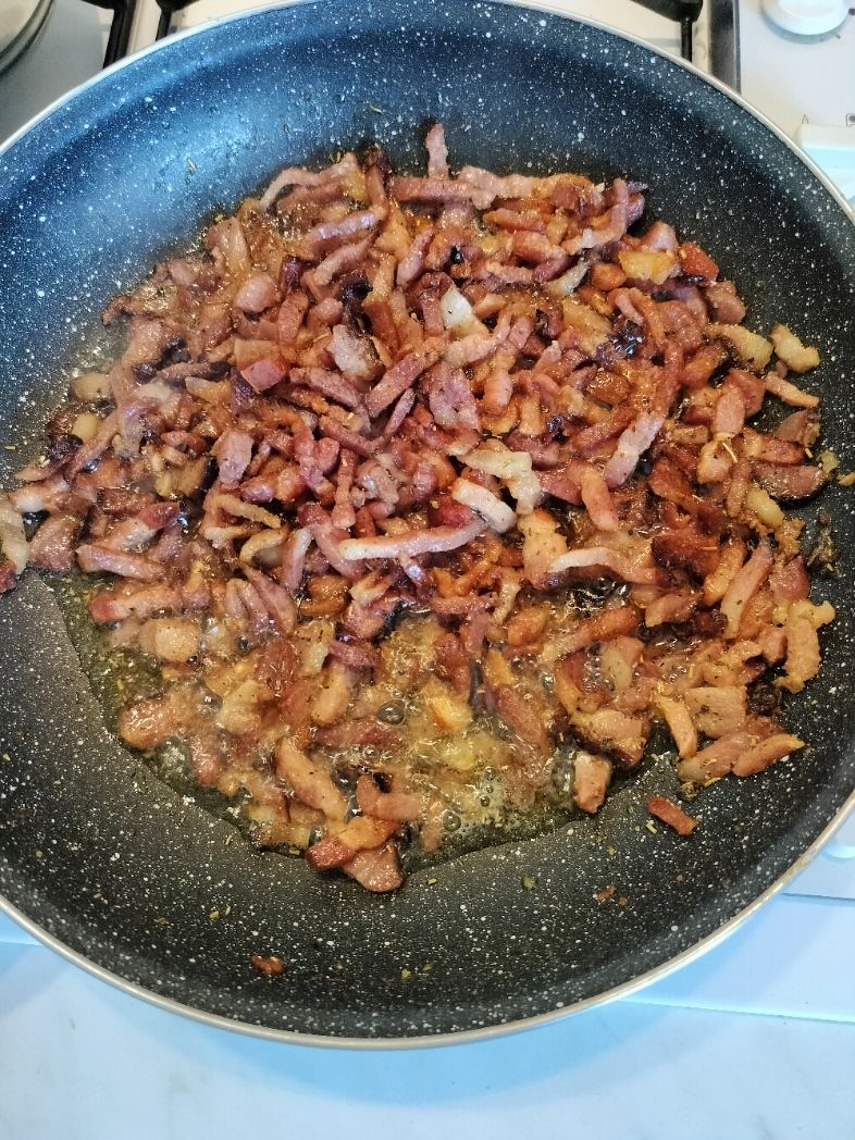 Pan-fried bacon