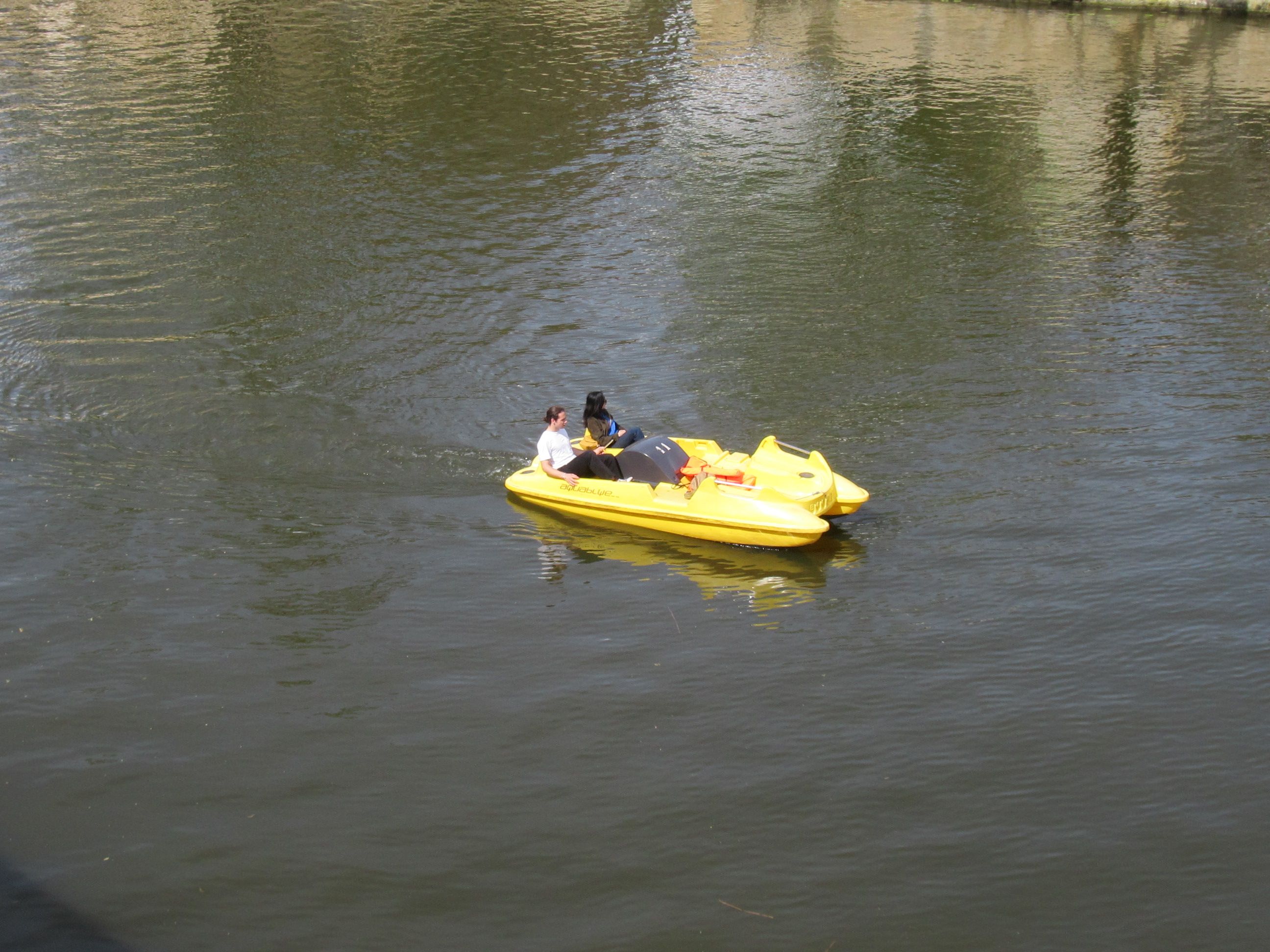 Couple pedalo on the Moselle