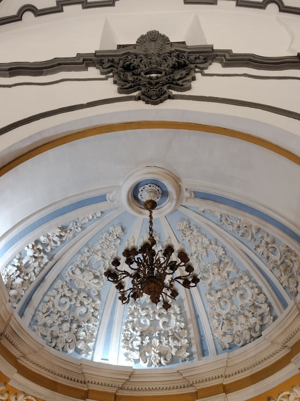 Le plafond d'un édifice religieux à Malaga en Espagne, photo gratuite