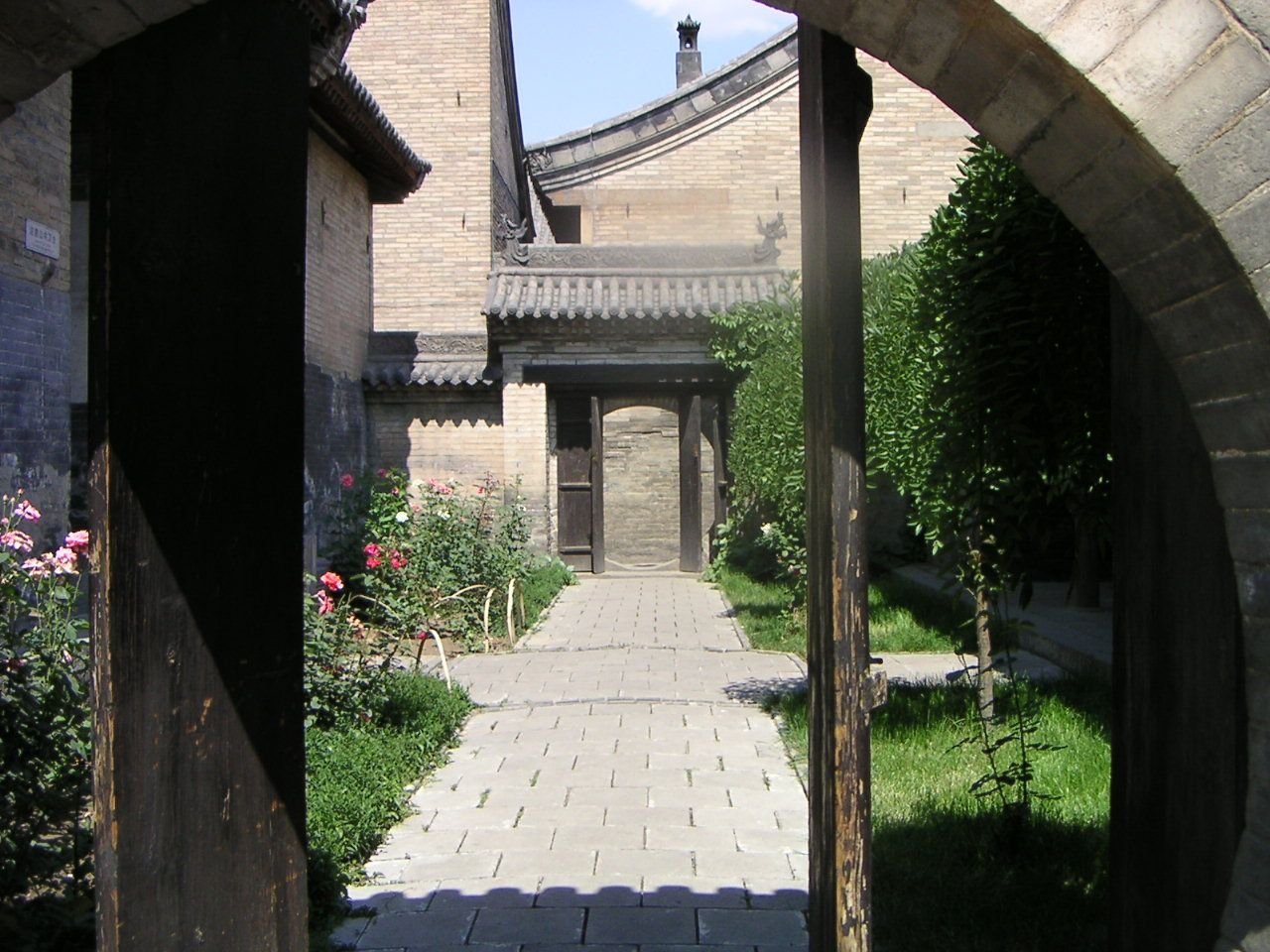 Porte d'entrée dans la résidence de la famille Wang, Chine, Asie photo gratuite