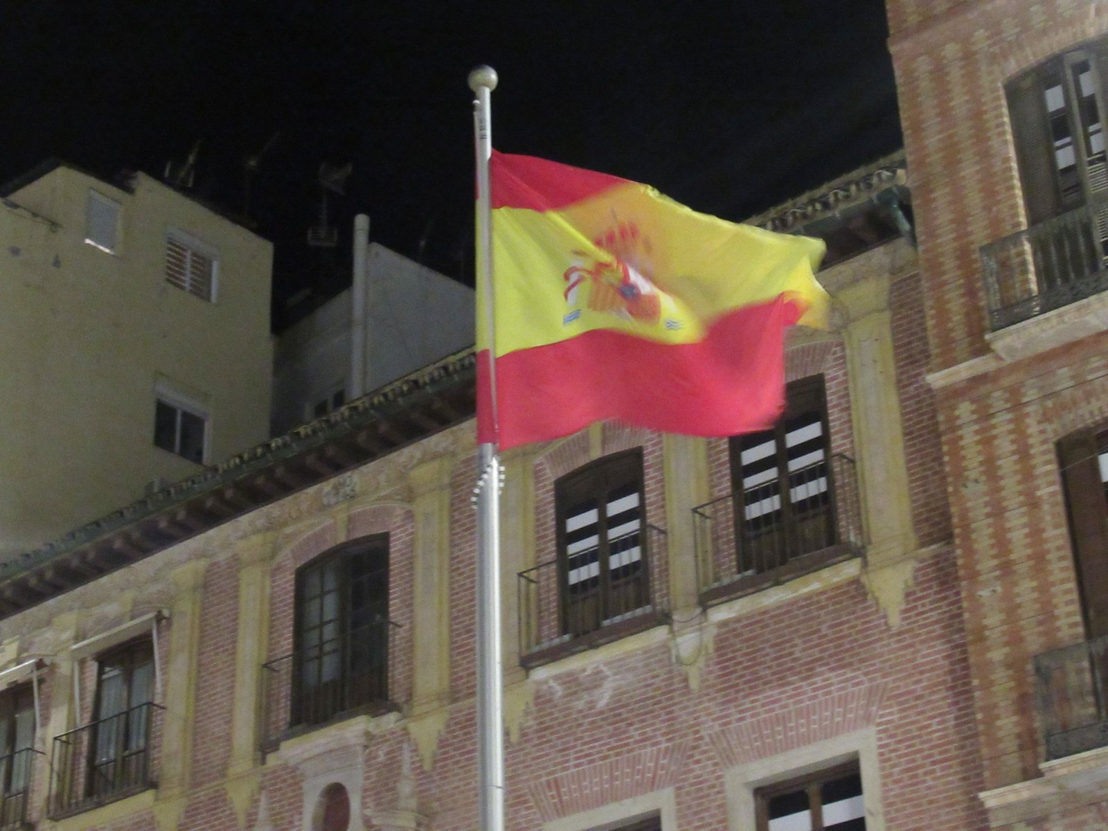 Le drapeau espagnol, photo gratuite