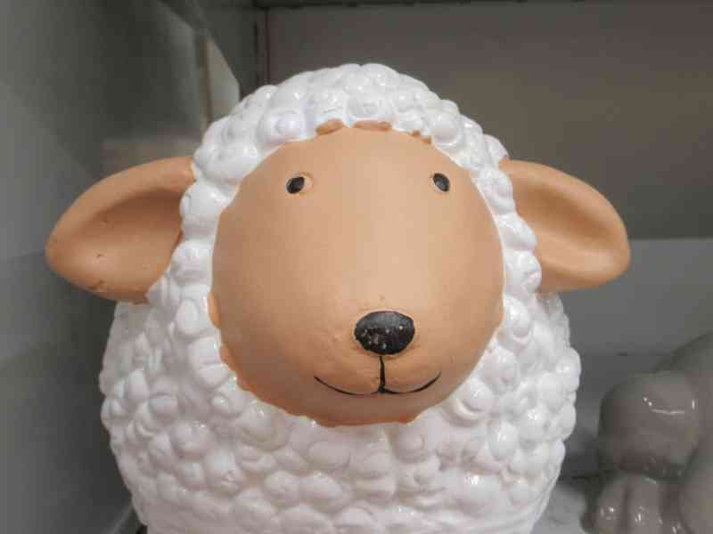 Figurine d'un mouton, photo gratuite