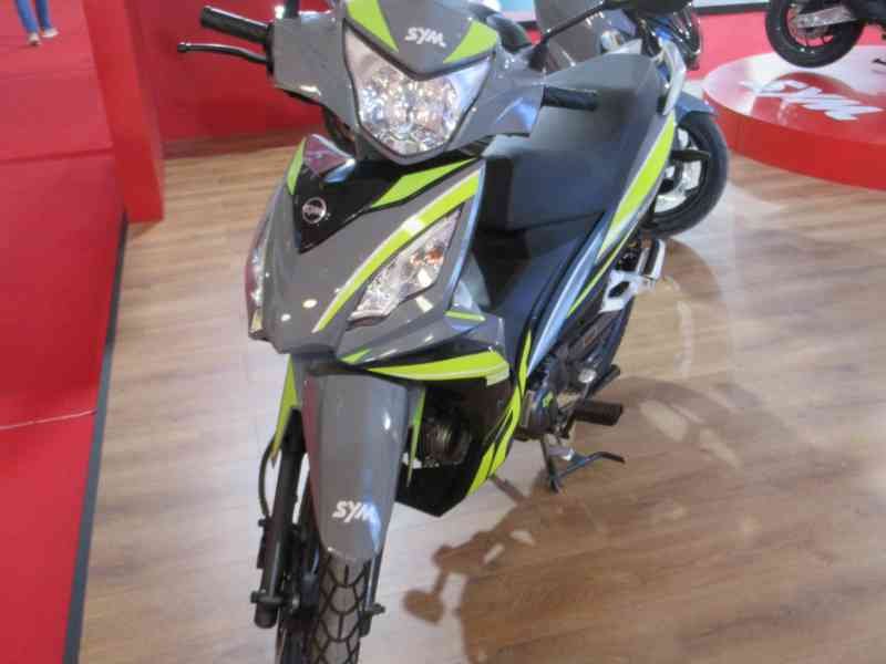 Le scooter SYM une moto électrique photo gratuite