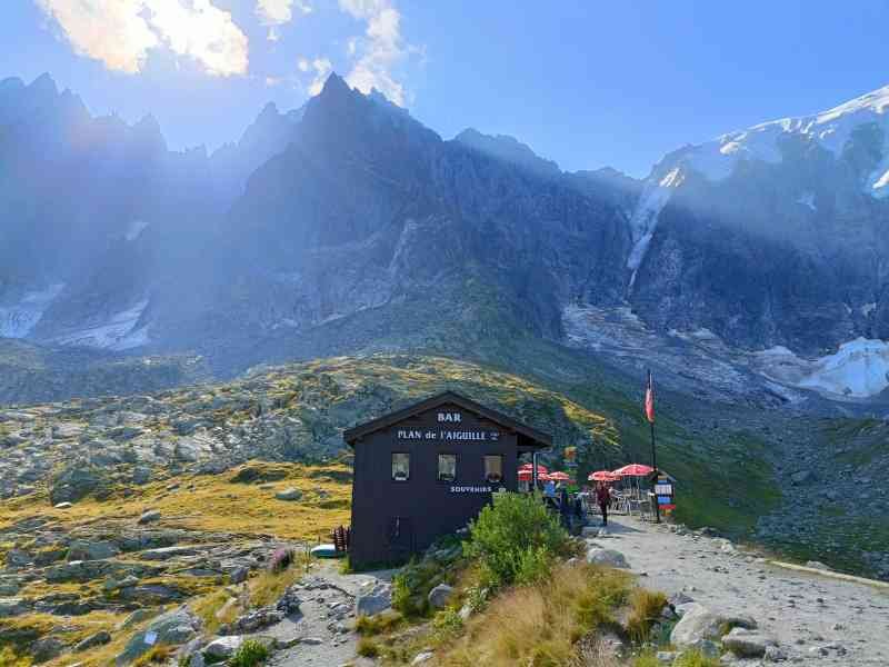 Le Plan de l'Aiguille, un replat de haute montagne situé dans le massif du Mont-Blanc, au-dessus de Chamonix, photo gratuite