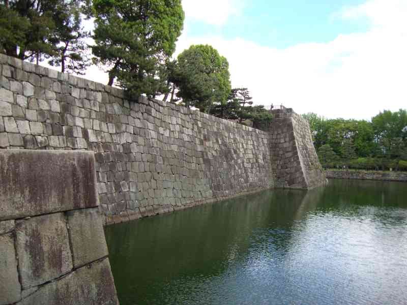 Douve du château de Nijo, faussée remplie d'eau devant les murs du château, Japon, Asie, photo gratuite