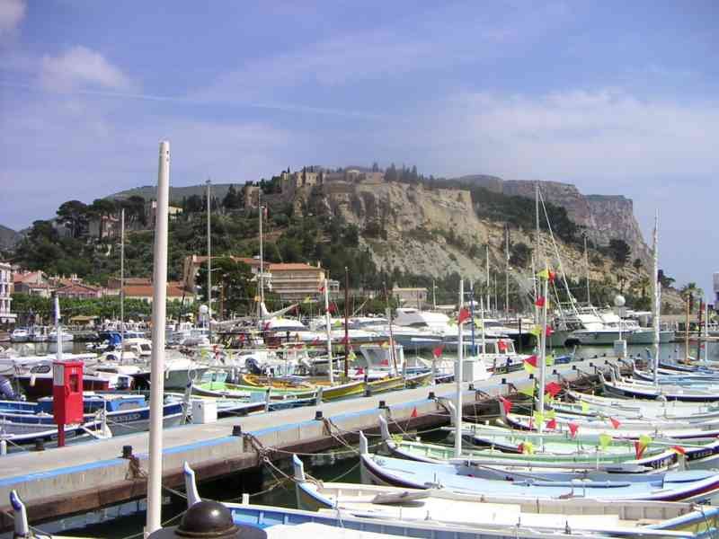 Cassis vu du port France