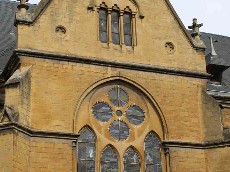 Façade du temple protestant de Montigny-lès-Metz en Moselle, photo gratuite