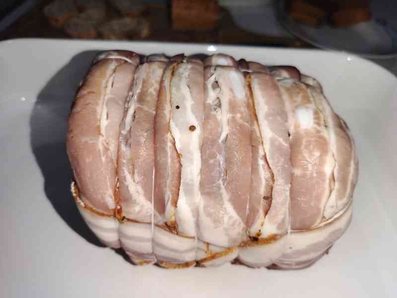 Rôti lardé photo gratuite