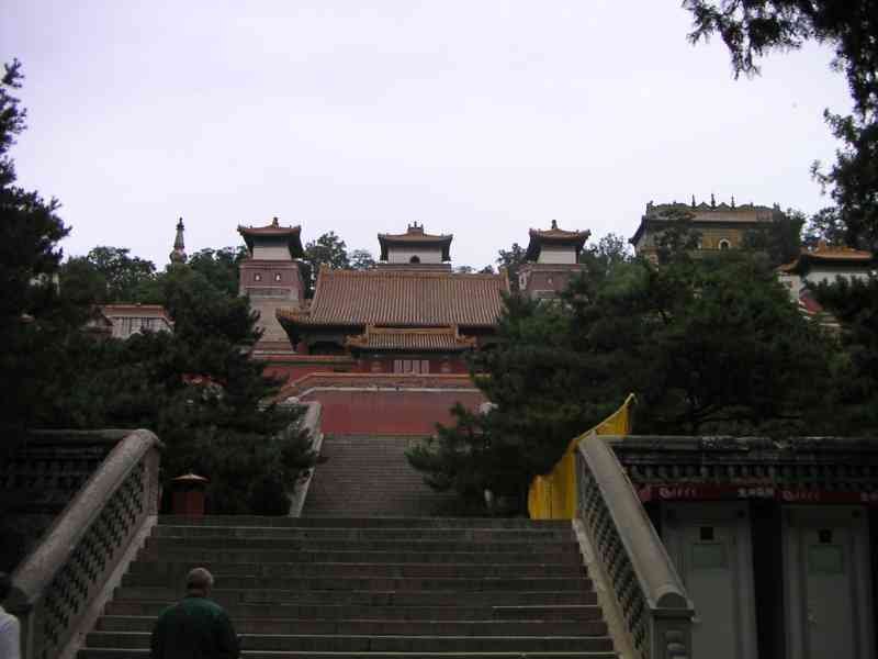 Escalier du temple yonghe en Chine, Asie photo gratuite