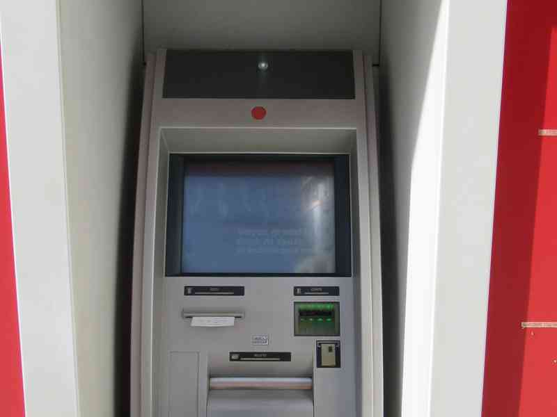 Distributeur automatique d'argent