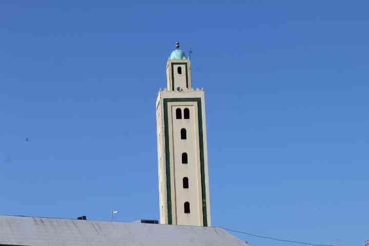 Sommet de la Mosquée Dakhla au Maroc