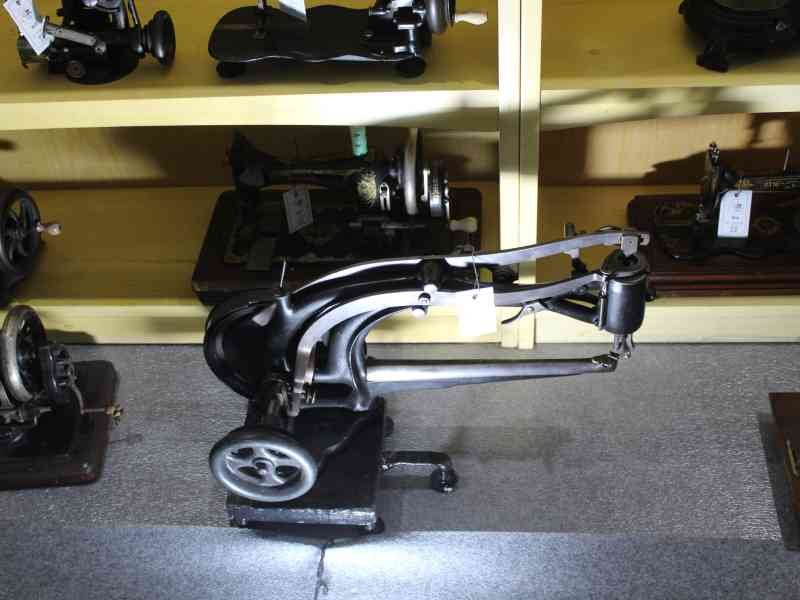 Machine à coudre ancienne, photo gratuite