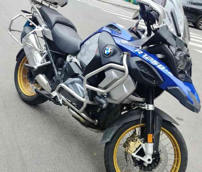 Moto BMW R1250GS Adventure, photo gratuite