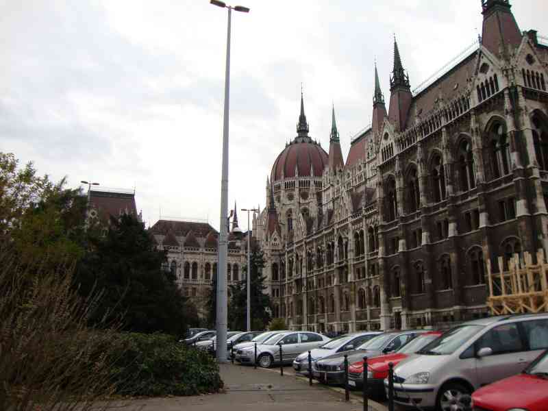 Façade du Parlement de Budapest