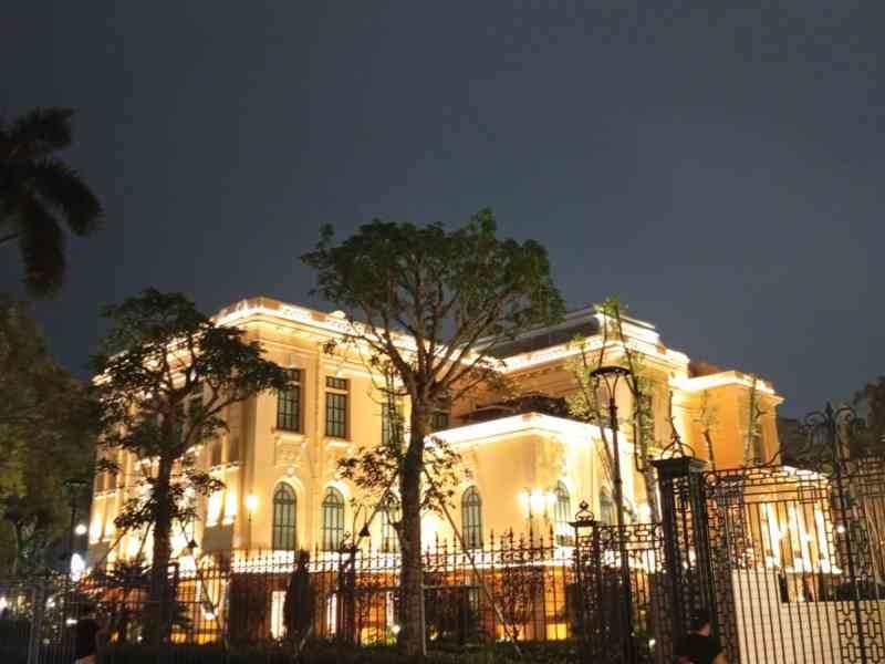 Palais du Tonkin, aussi Maison des hôtes d'État à Hanoï, au Vietnam, photo gratuite