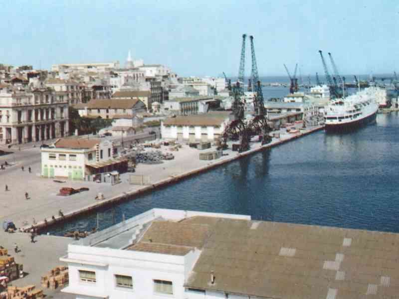 Panoramic color view of the port of Bône in 1960 (free photo)