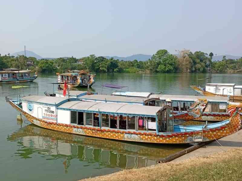 Bateau traditionnel vietnamien, photo gratuite