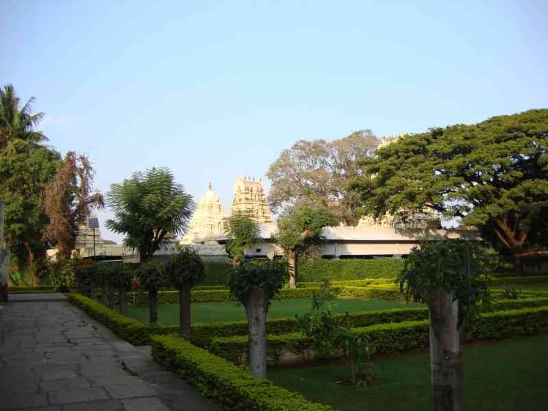 Le jardin du palais d'été de Tipu Sultan à Bangalore, en Inde, photo gratuite