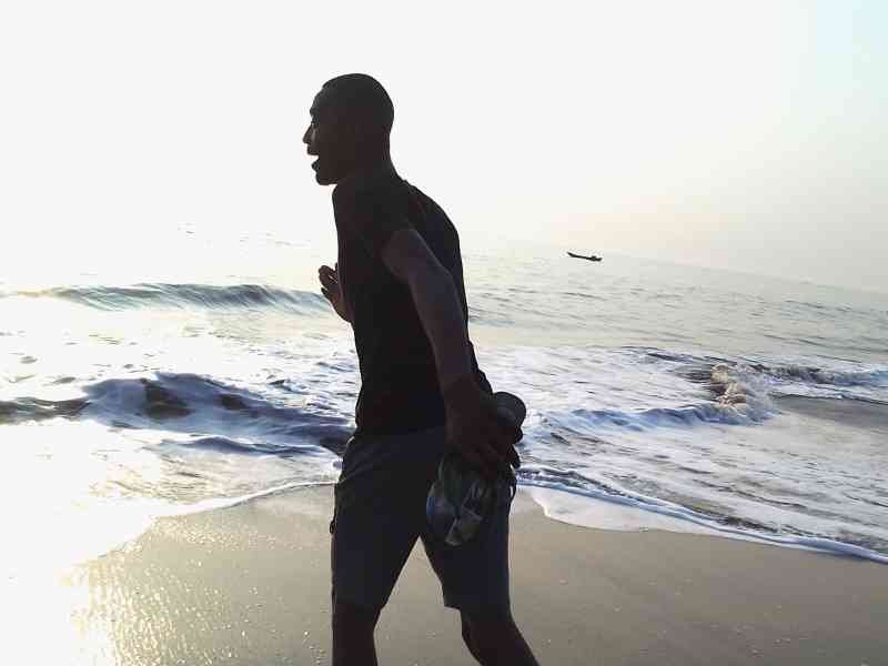 Courir vers l'infini des vagues photo gratuite - Laufen in Richtung der Unendlichkeit der Wellen, kostenloses Foto