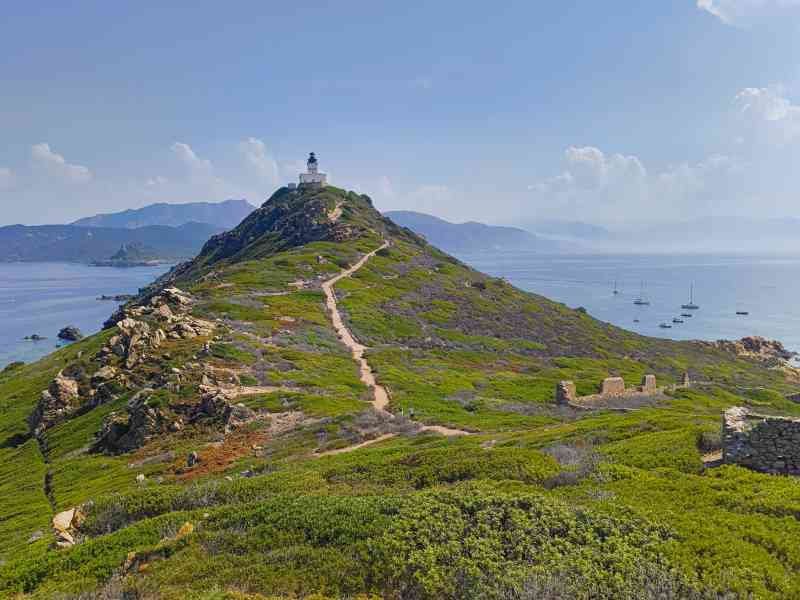 Le phare des îles Sanguinaires en Corse, photo gratuite