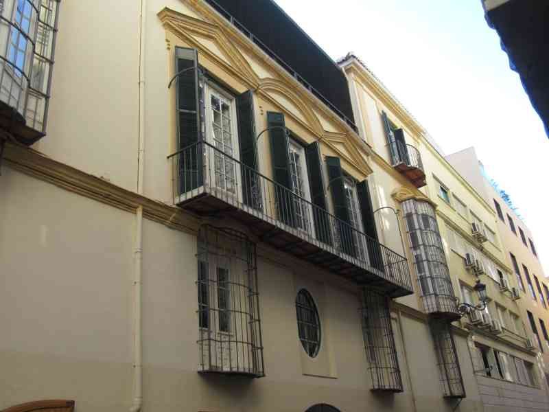 Façade d'un bâtiment à  Malaga en Andalousie, photo gratuite