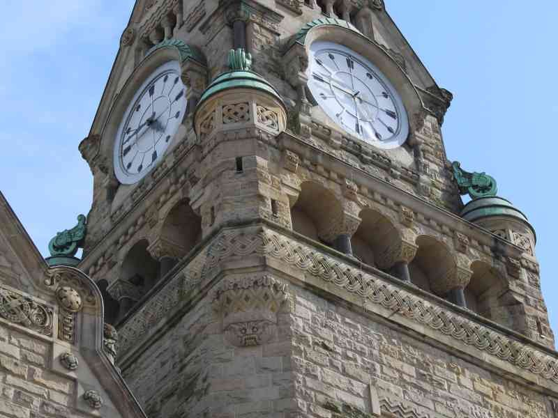 Tour de l'horloge de la Gare de Metz-Ville en France, photo gratuite