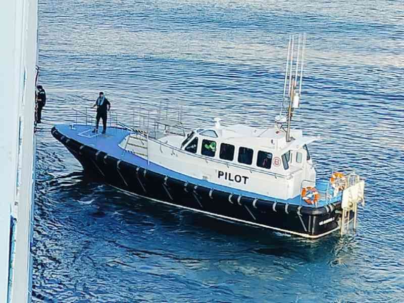 Bateau pilote, photo gratuite